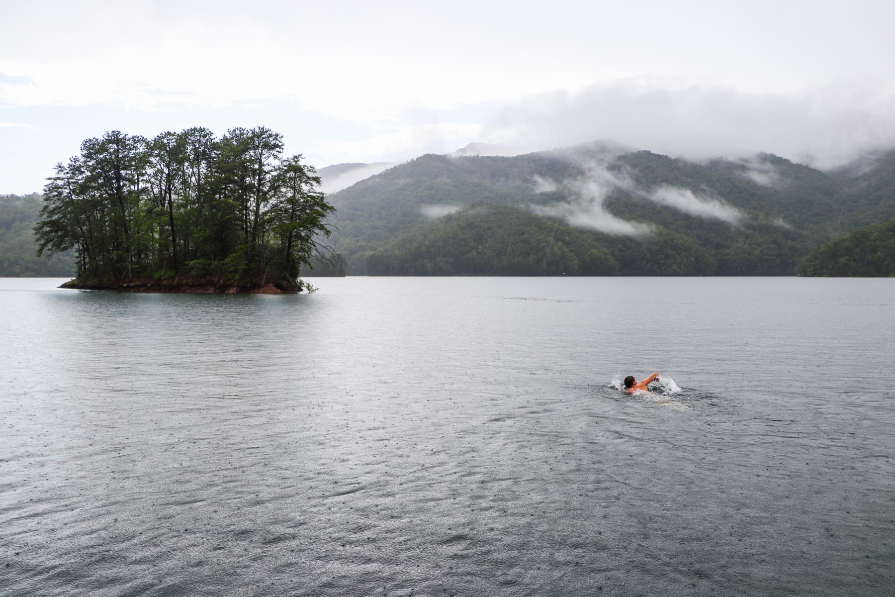 north carolina swimming to island lake fontana